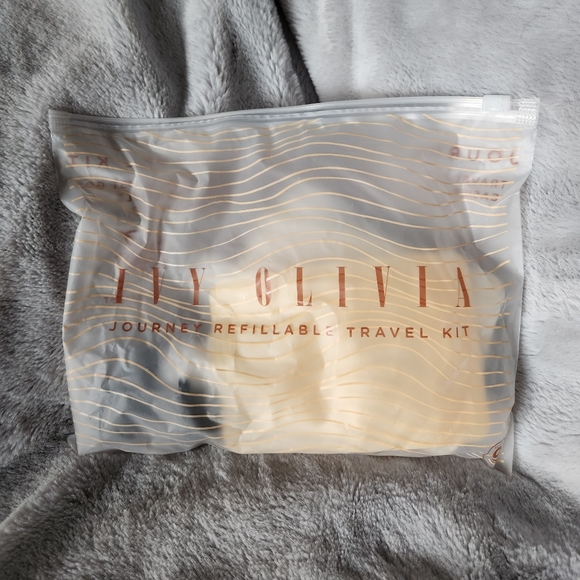 Ivy Olivia Other - Ivy Olivia | 9-Piece Travel Kit